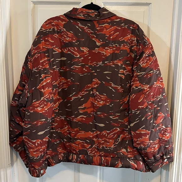NWT!😍Good American Trucker Puffer NWT Camouflage Jacket Size 5/6=2X/3X - Picture 7 of 9